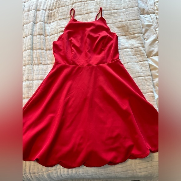 Lulu’s Play On Curves Red‎ Backless Dress Size Large - Picture 7 of 8
